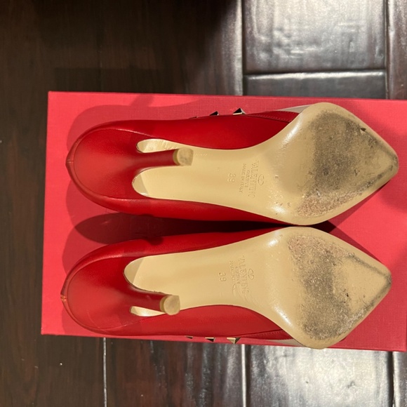 Valentino Garavani Red Rockstud Heels (Size 39) - Picture 5 of 5